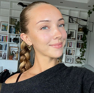 Mia Davidson